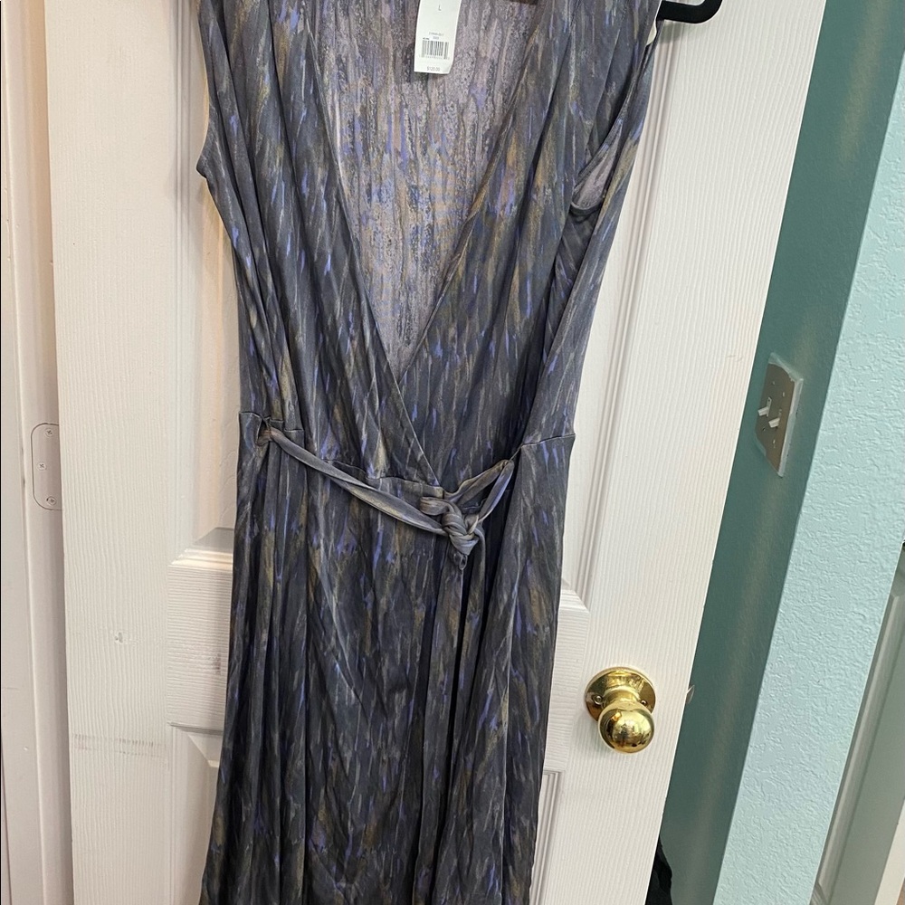 Banana Republic wrap dress silk size L, nwt